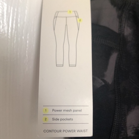 All In Motion 7/8 Leggings - Picture 5 of 7